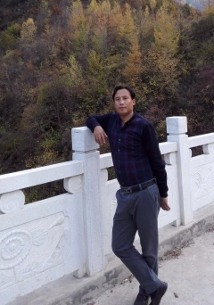 马秉存—副会长兼党支部书记